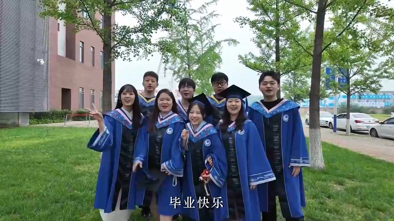 樊振东全锦赛适应场地训练