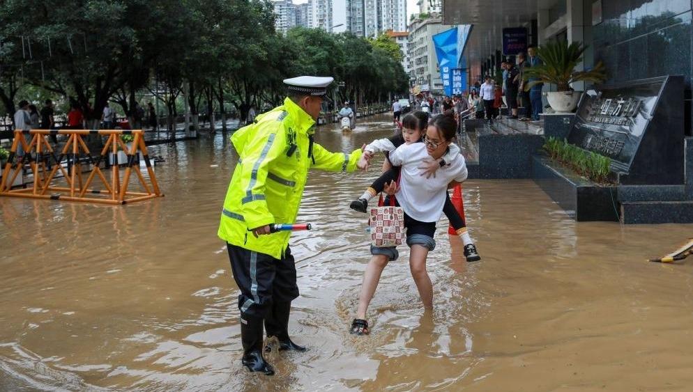 年轻人下班后开始搞副业了