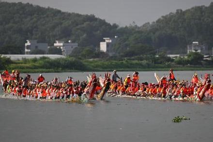 报告：2025年美军侦察机在南海抵近侦察约1200架次
