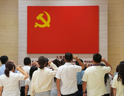 股三大股指均涨逾